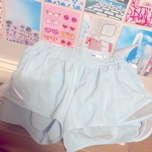 Lululemon 2.5 inch hotty hots. Icing blue color.